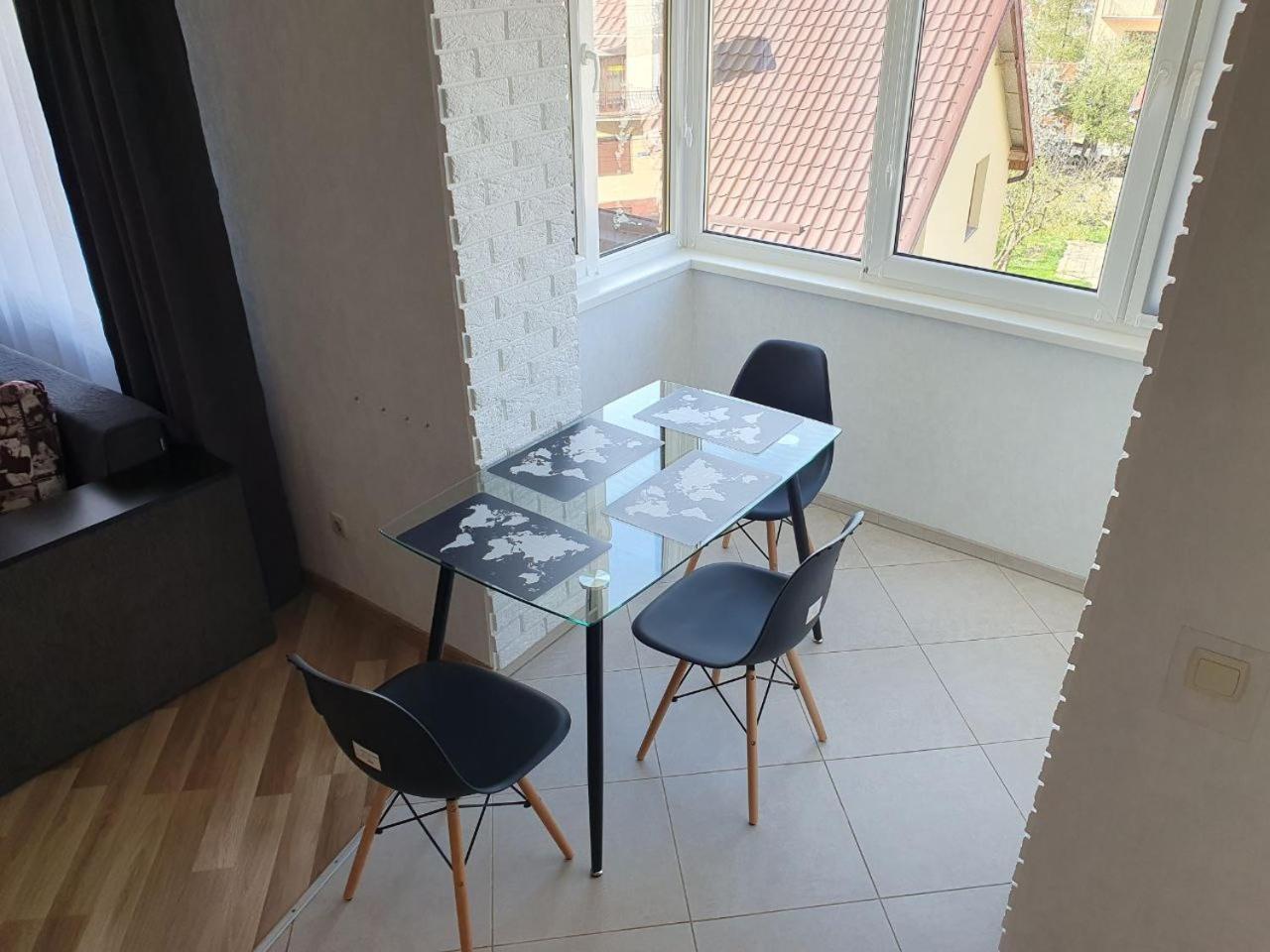 Apartment Na Shashkevicha 16 トラスコヴェッツ エクステリア 写真